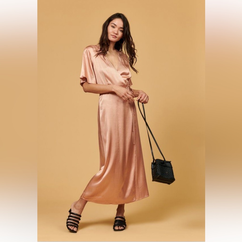 NWT Whimsy and Row Lola Wrap Dress in Blush Size L